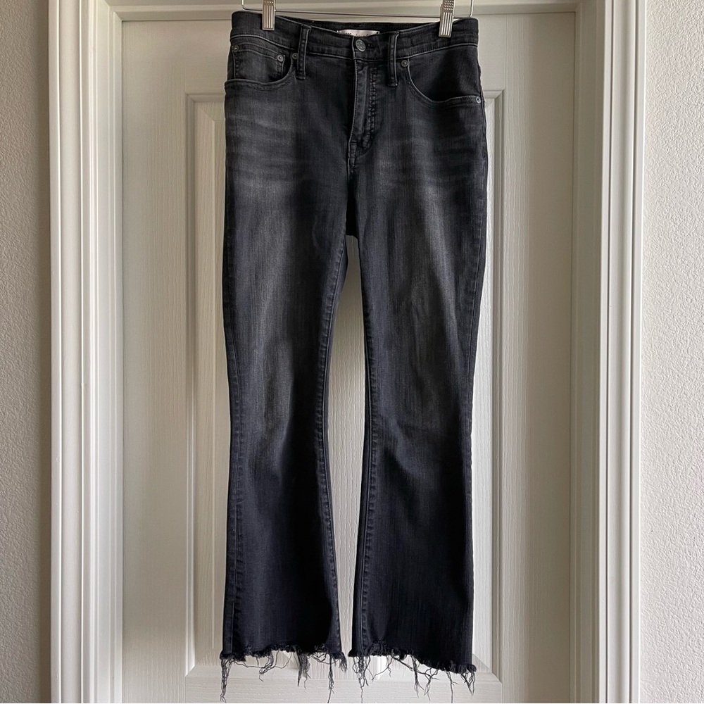 Madewell Washed Black 9.5” Mid Rise Cali Demi-Boot Crop Jeans Raw Hem Size 25